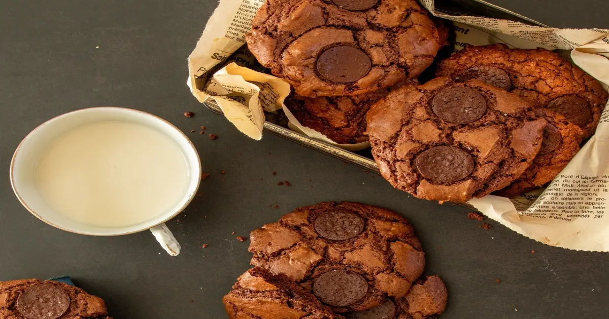chocolate chip cookies