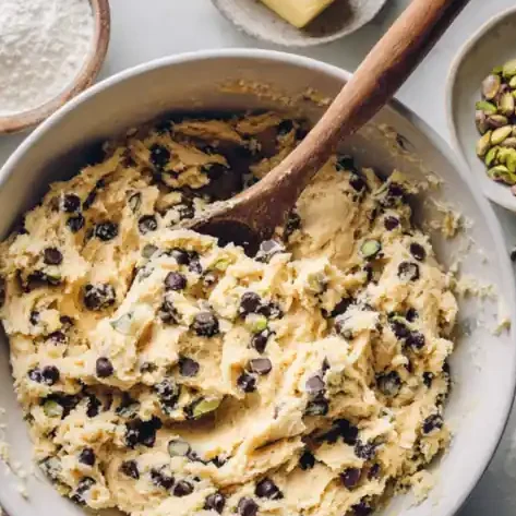 Close-up of cannoli cookie inside